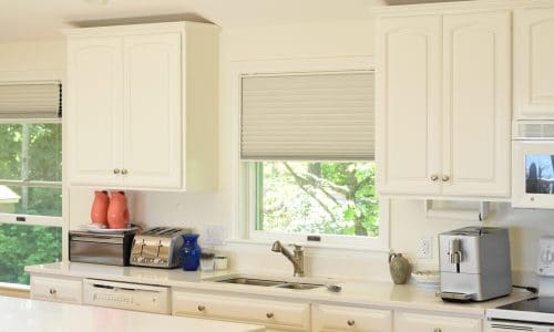 white kitchen cabinets